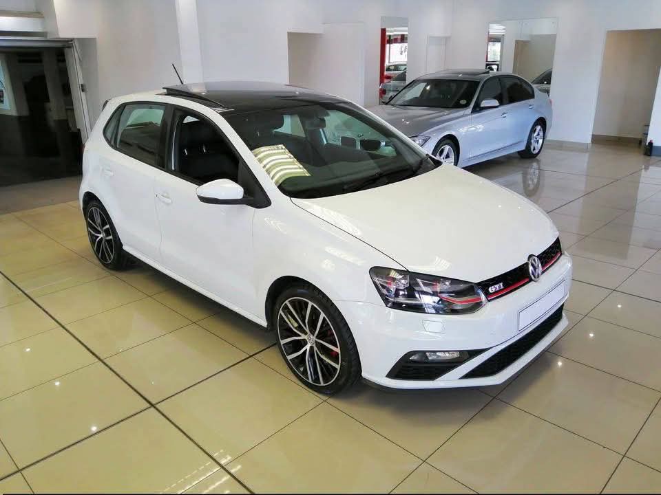 Volkswagen  Polo GTI 1.8TSI DSG