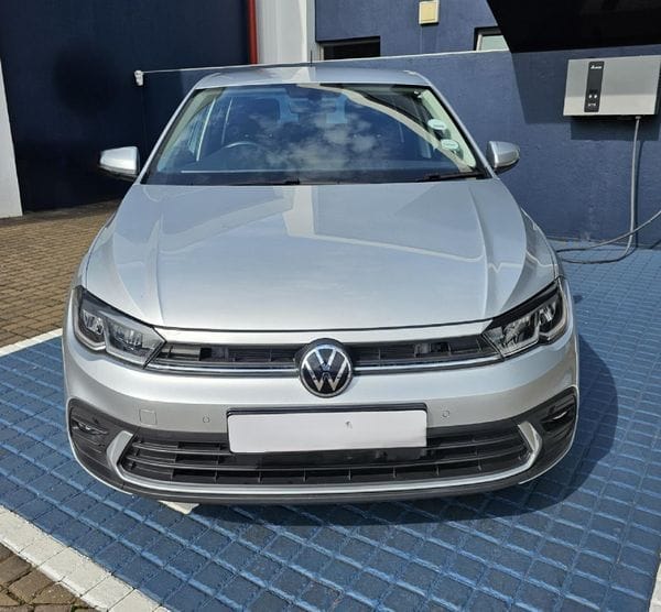 Volkswagen  Polo 1.0TSI Base Manual 