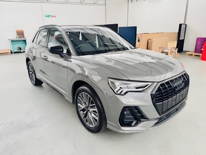 Audi Q3 35TFSzi Black Edition 