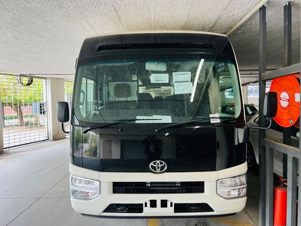 Toyota  Coaster 2.8 GL Auto 23 Seater